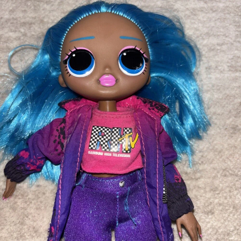 Lol Surprise OMG Chillax Fashion Doll Series 3 Blue Hair - Picture 2 of 6